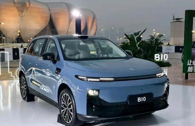 7.99万买智能天花板，纳米06逆天配置，秒杀20万车？