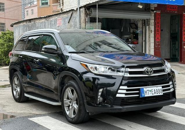 13万公里汉兰达仅13.68万，空间超大7座SUV，值不值得买？