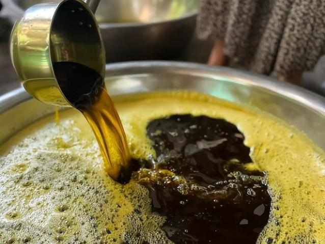 菜籽油被嫌弃多年，医生却说没事，2%芥酸真相让人意外
