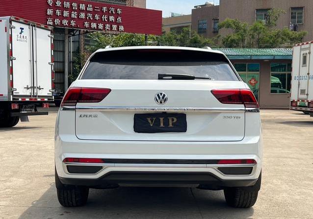 14.68万买途昂X，空间大到像客厅，5年车龄值不值？