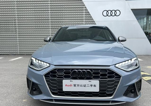 18.8万入手豪车梦，奥迪A4L两年降一半，值不值？