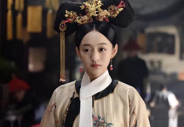 38岁何泓姗貌美如少女，妈妈60岁似姐妹，冻龄秘诀全靠这？