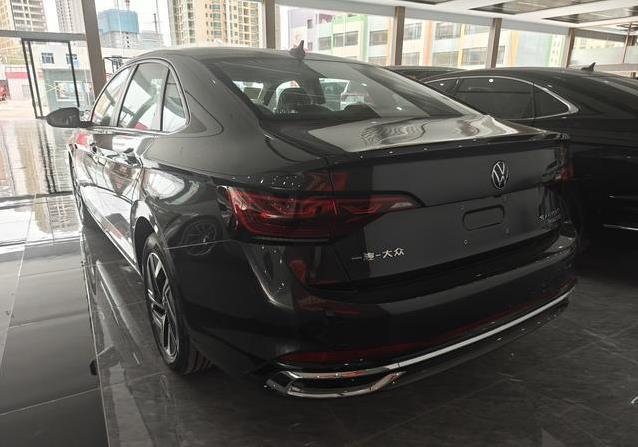 一年速腾降价近5万，11.68万入手飞越版，值不值？