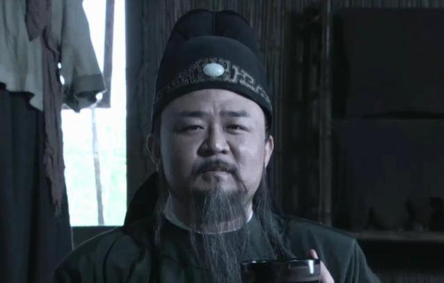 梁冠华胖到无人敢用，却凭演技逆袭成“狄仁杰”，妻子倒追更传奇
