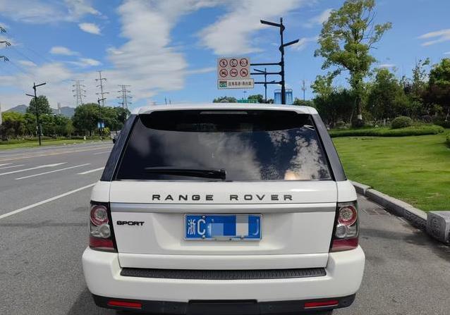 10万入手豪车梦，柴油揽胜动力猛，却藏这些秘密？