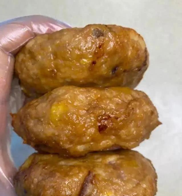 鸡胸肉加两勺料，秒变美味肉饼，营养翻倍你敢信？