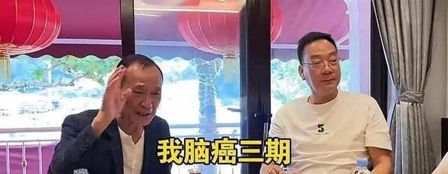五十多岁叶子楣复出奔波：商演红包谋生路，舞台上她拼尽全力？