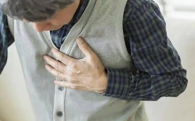 走路几步就喘得慌，心脏报警你却不当回事？