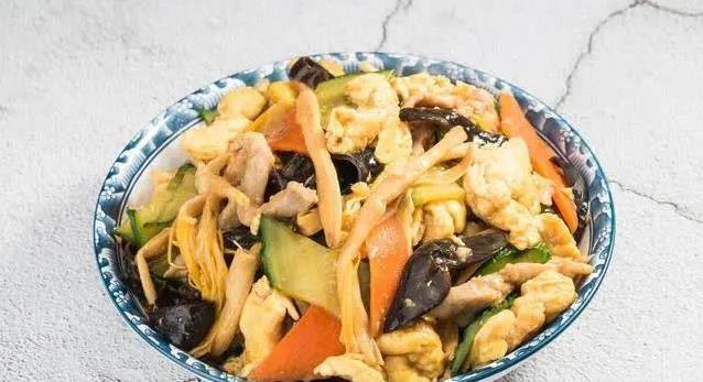 木须肉这样做，10分钟出锅，味道好到全家抢着吃？