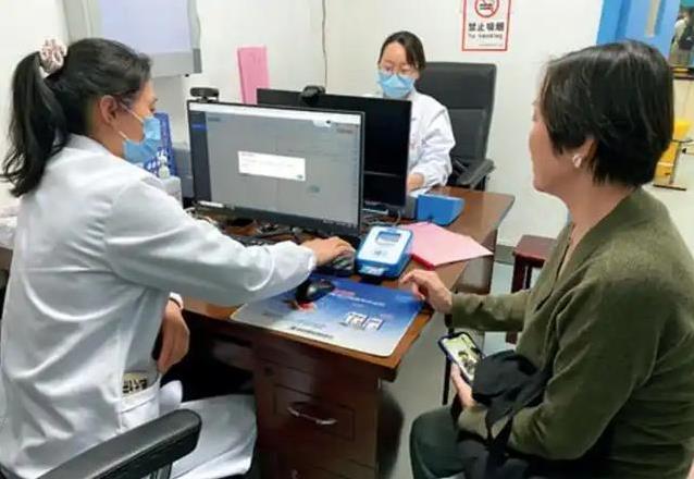 每周火锅爽吃鸭肠，尿酸却悄悄超标？5种食物让你后悔没早知