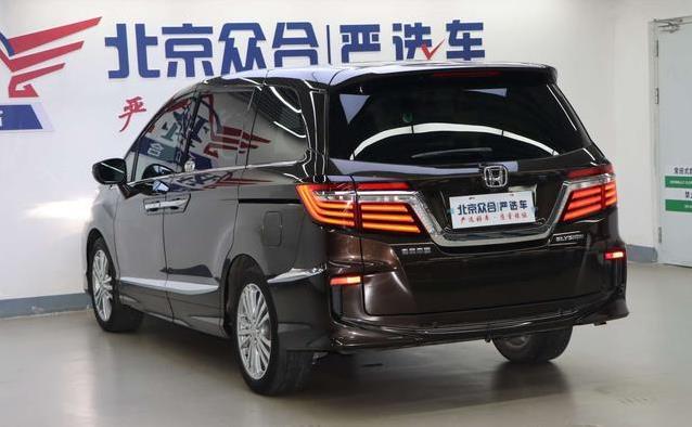 6万公里艾力绅仅14.98万，家用神车，值不值？
