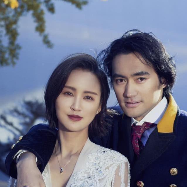 袁弘大胆追爱张歆艺，顶住争议娶兄弟前妻，9年婚姻成佳话