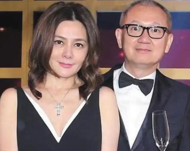 从“十三姨”到独居豪宅，关之琳的亿万财富，换来了什么人生？
