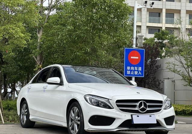 13.8万买奔驰C级，8万公里零过户，真值？