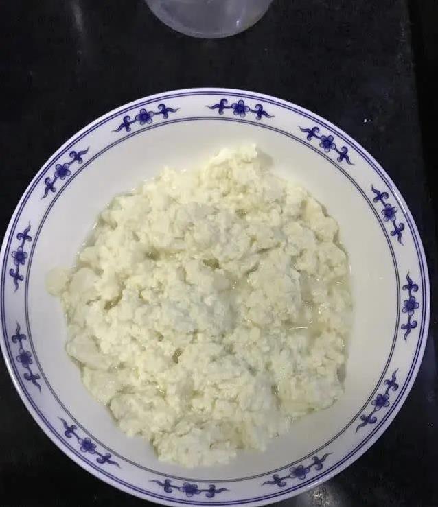 家常鸡哈豆花，10分钟炒出满屋香，学会这招全家夸