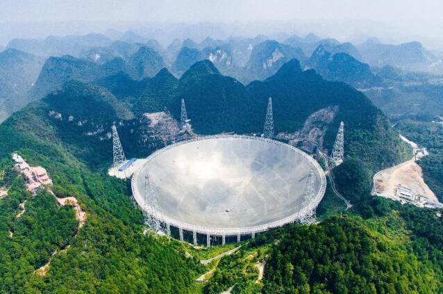 打卡贵州“空中彩虹” “桥一桥”那些奇绝风光！