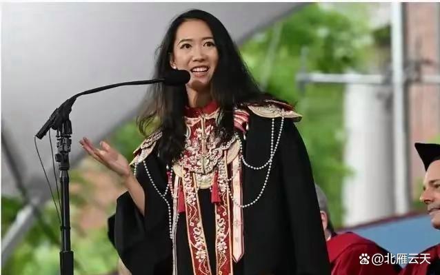 蔣雨融高光時(shí)刻如何演變?yōu)檩浾擄L(fēng)暴 多重爭(zhēng)議引發(fā)全球關(guān)注