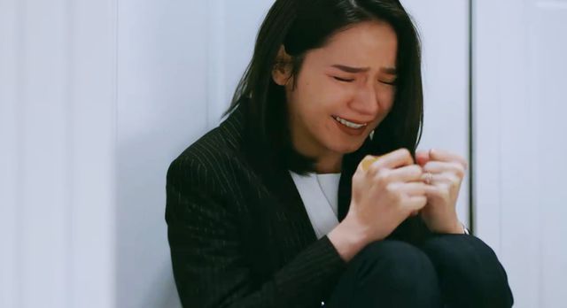 杨幂公司旗下艺人祝绪丹疑发文内涵8个月没戏拍：毁灭吧