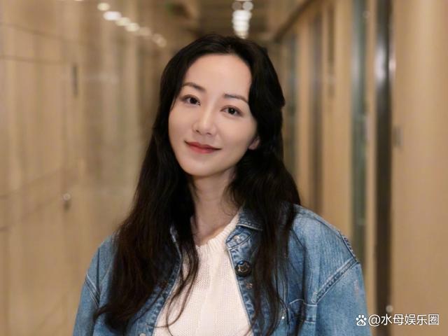 韩雪居然结婚了?网友偶遇韩雪夫妇与好友聚餐