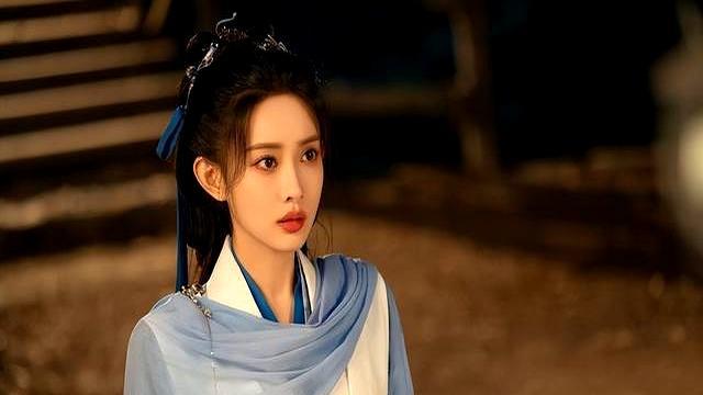孟子义内娱第一个饭渣人设 从“作精”到“笨蛋美人”的逆袭之路