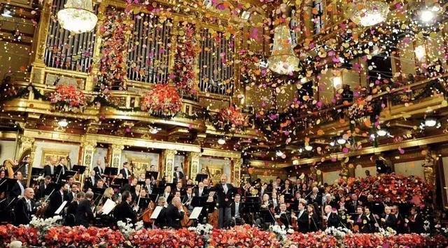 俄罗斯国立模范交响乐团2025新年音乐会将在湖北剧院上演