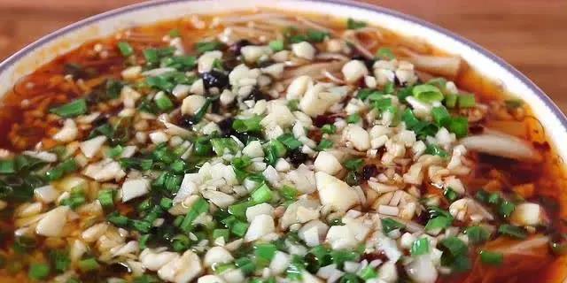 金针菇这样做简单又好吃，我家一周做3次，比吃肉还过瘾