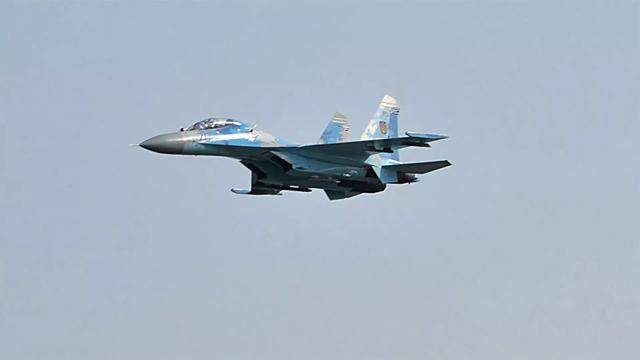 乌军一架苏-27战机坠毁 飞行员不幸遇难