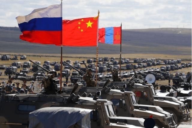 美媒评述：中俄联演彰显两军高水平合作