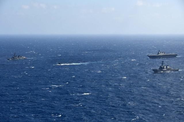 日本潜艇首次与美国海军南海演习