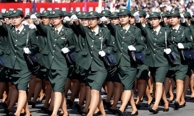 美国女兵丰满健硕，越南妹子最符合审美 盘点6个国家的女兵