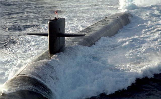 945型核潜艇图片