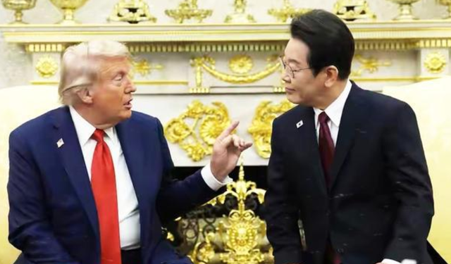 特朗普也有“怕”的时候？下令撤走航母后，1句话让日韩慌了神