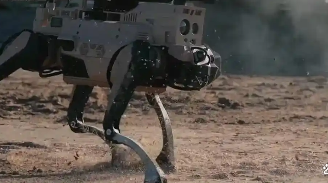 台海最危险的200米，用不着士兵去蹚，解放军黑科技馋坏美军