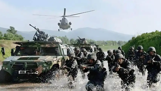 美军抓捕马杜罗,给解放军提了个醒,两岸统一或许还有第3种方式