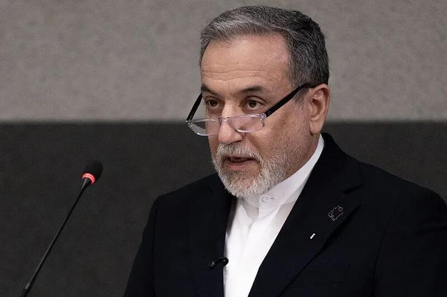 伊朗最高领袖下令停火 战争按下暂停键