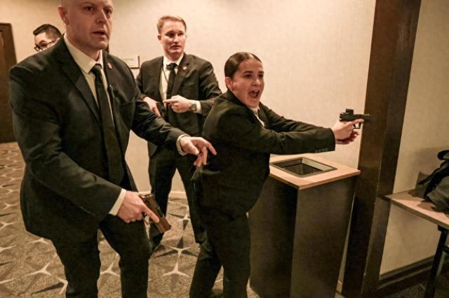 特朗普特工的手枪瞄准镜疑似中国制造 引发枪械圈热议