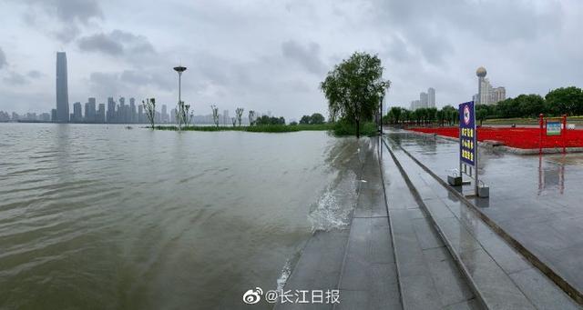 25.05米！长江汉口站水位齐平历史同期最高(图)