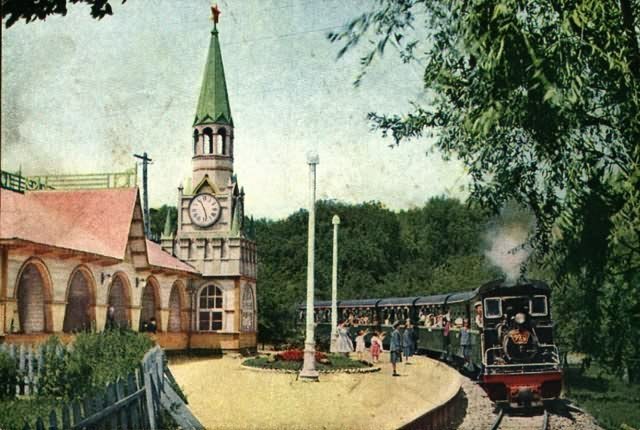 新中国第一条儿童铁路的故事