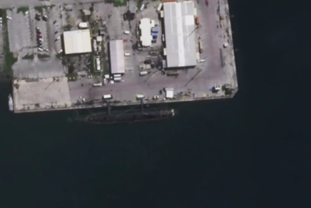 美军公布核潜艇南海碰撞调查结果：搁浅在未知海山