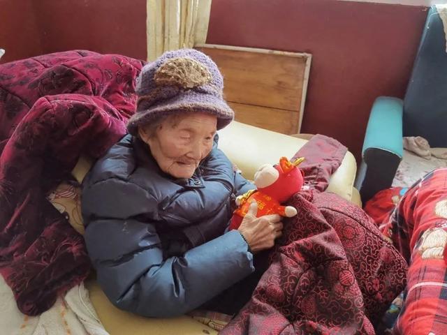 慰安妇制度受害者余爱珍去世 愿老人来世被温柔以待！
