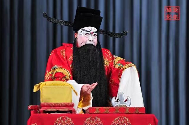 著名京剧表演艺术家袁少海逝世，享年77岁