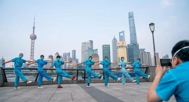 外滩举行抗疫胜利庆功彩排？真相来了