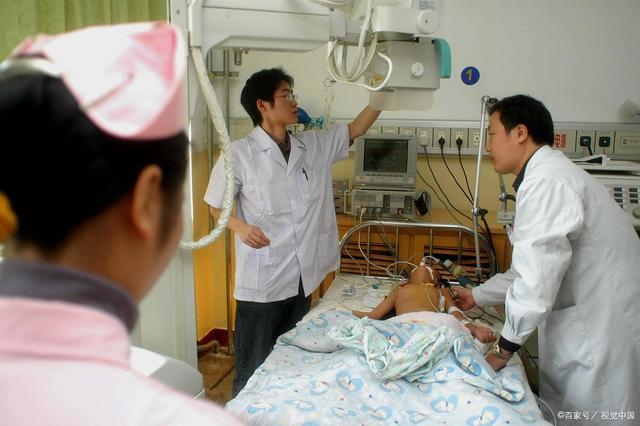中国首个打开心脏做手术的人怎么样了 70岁身体健硕