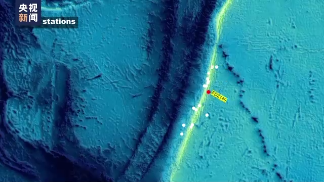 中国和新西兰科考人员到达克马德克海沟最深处