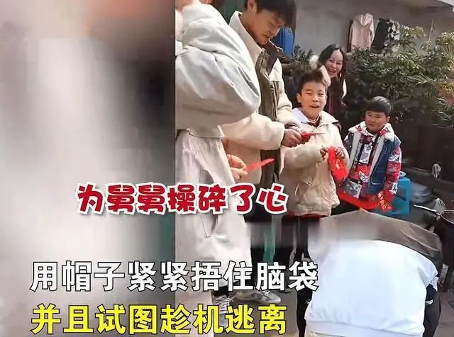 舅舅被6个外甥催婚:不要红包要舅妈，大的催完小的催