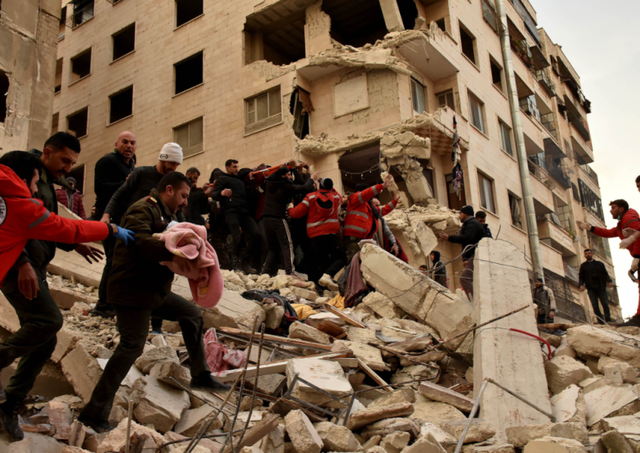 中国公羊救援队8人前往土耳其震中救援 首支社会救援力量