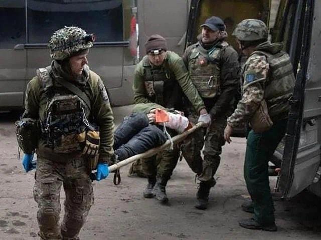 乌军阵亡25万总伤亡或超百万创二战结束以来新高！新兵活不过4小时