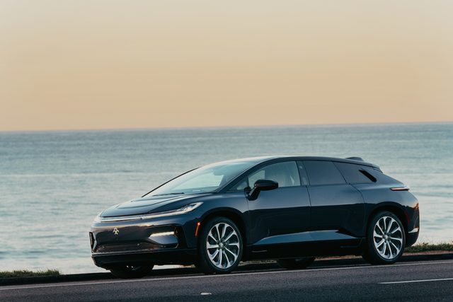 贾跃亭FF最新测试车已抵达上海 要对标法拉利迈巴赫！