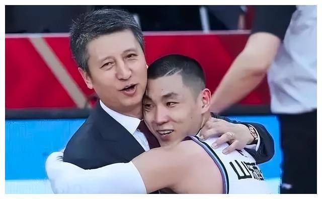 曝深圳男篮教学赛斗殴 “火药味十足”