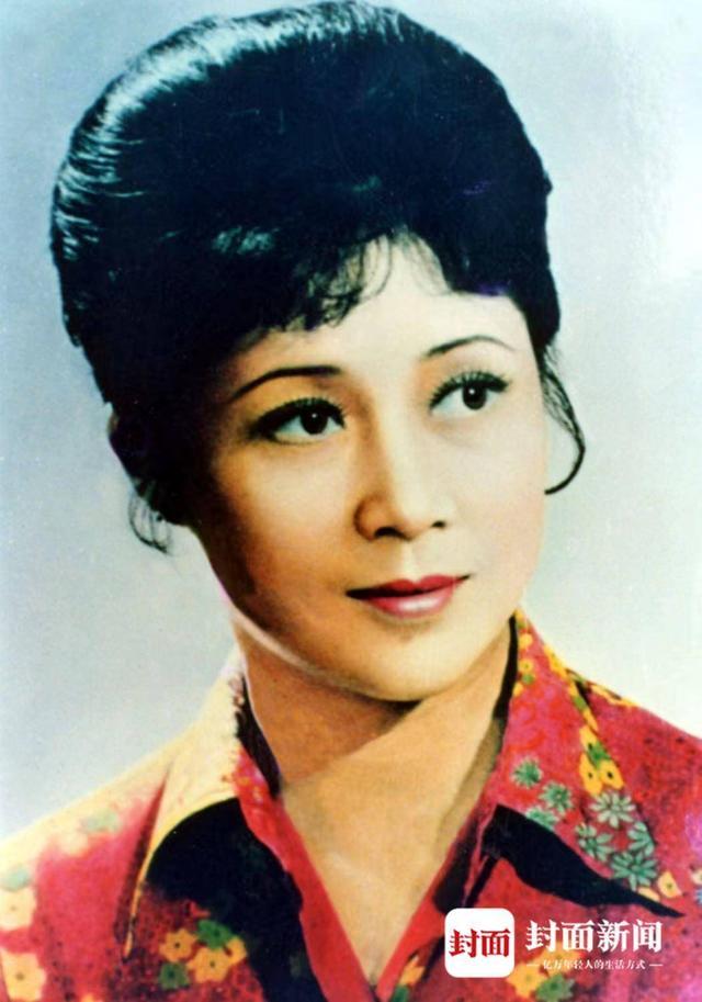 媒体:"刘三姐"扮演者黄婉秋病危昏迷,正在重症监护室抢救